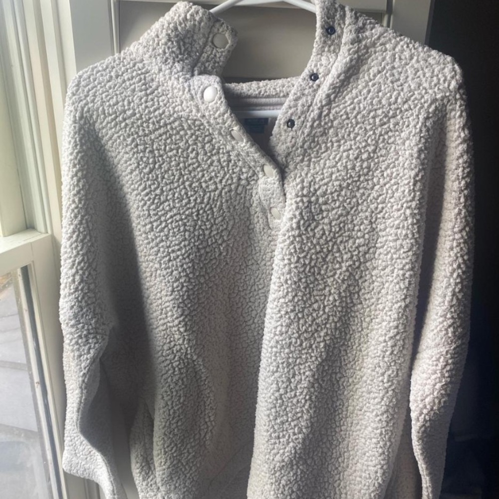 Aerie Sherpa pullover size L